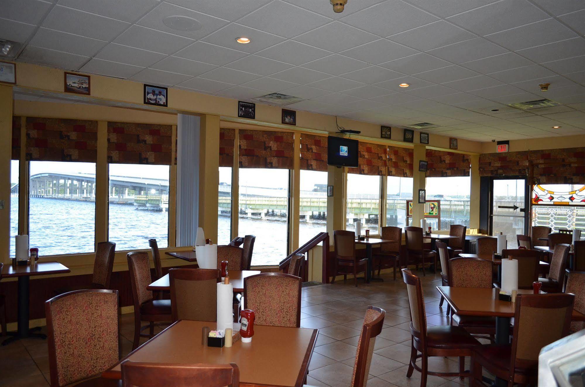 Quality Inn And Suites Palatka Riverfront Dış mekan fotoğraf